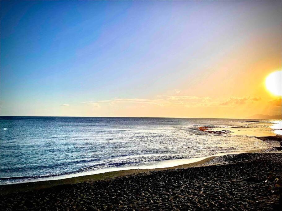 Moehani Beach Lodge Punaauia  ภายนอก รูปภาพ