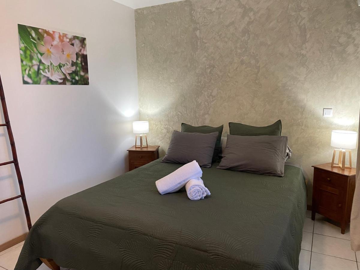 Moehani Beach Lodge Punaauia  ภายนอก รูปภาพ